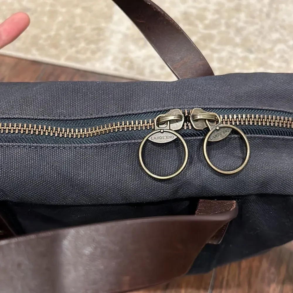 VTG Lands End Direct Merchant dark Canvas leather Messenger Bag Two Compartment‎